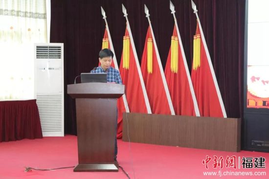 闽清县张凯副县长指出，乡村振兴“人才项目”闽清专场对接会的开展为闽清县带来了人才资源和项目资源，在激活乡村经济上具有重要意义。