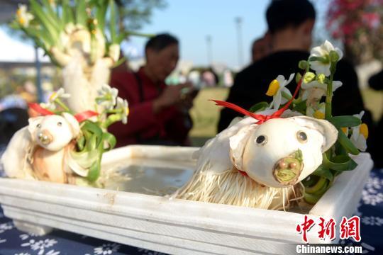 福建漳州举办“非遗圩日”