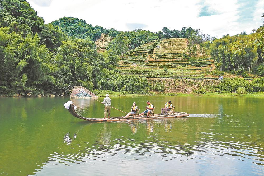 福鼎市磻溪镇赤溪村：弱鸟先飞的“中国扶贫第一村”