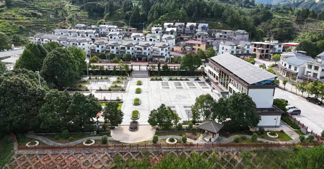 溪源村移民文化广场